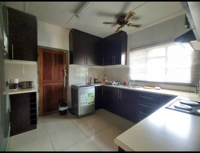 3 BEDROOM HOUSE FOR SALE IN WOODLANDS